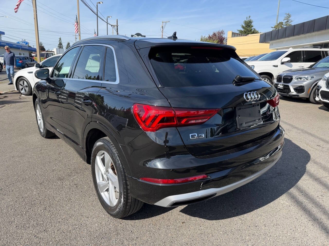 Used 2020 Audi Q3 2.0T Premium AWD/4WD image 4