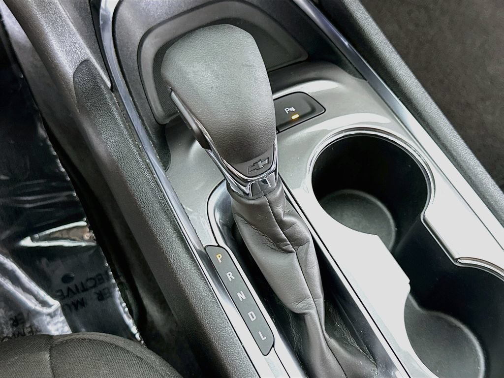 Used 2025 Chevrolet Malibu LT FWD image 32