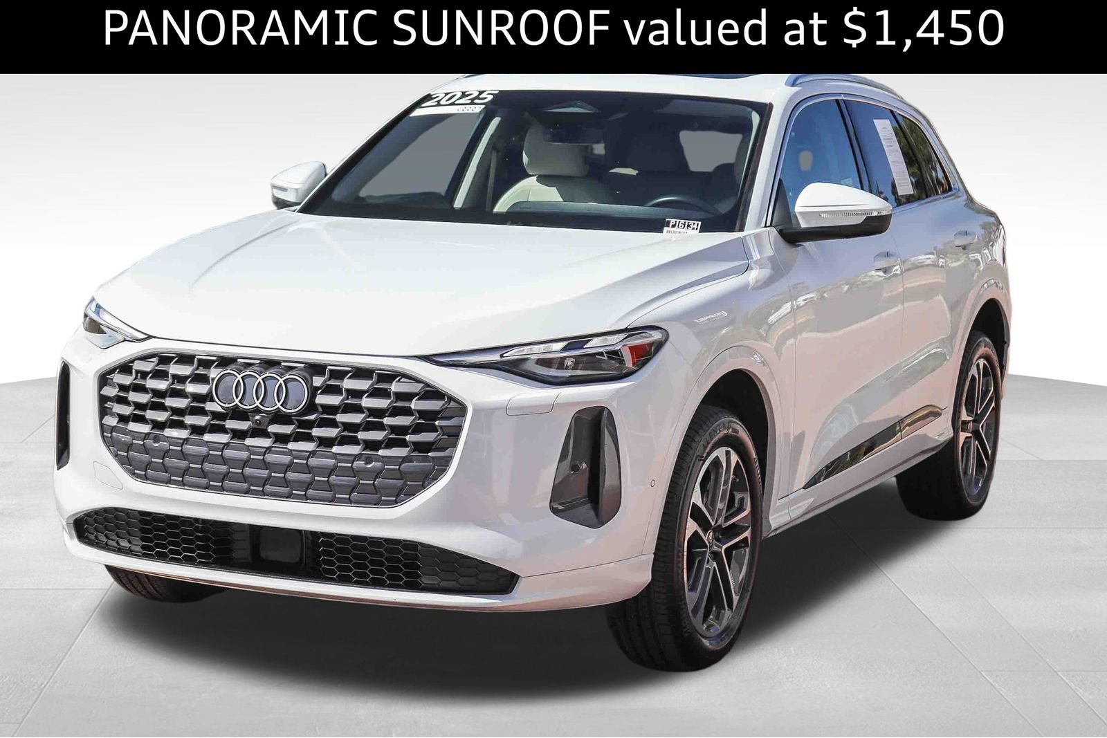 Certified 2025 Audi Q5 Premium w/ Convenience Package AWD/4WD image 3