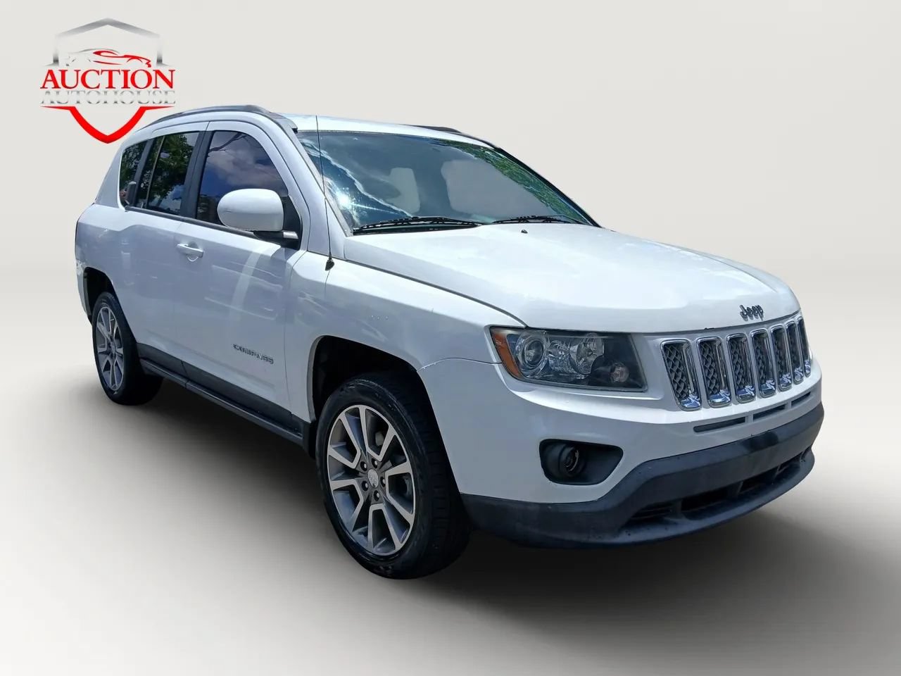 Used 2015 Jeep Compass Limited FWD image 3