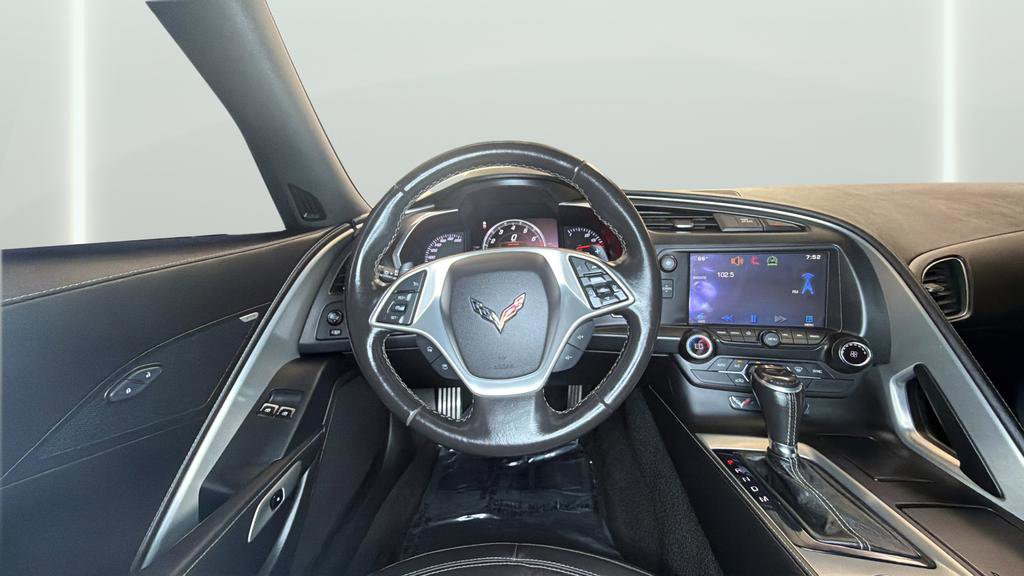 Used 2015 Chevrolet Corvette Stingray Coupe image 18
