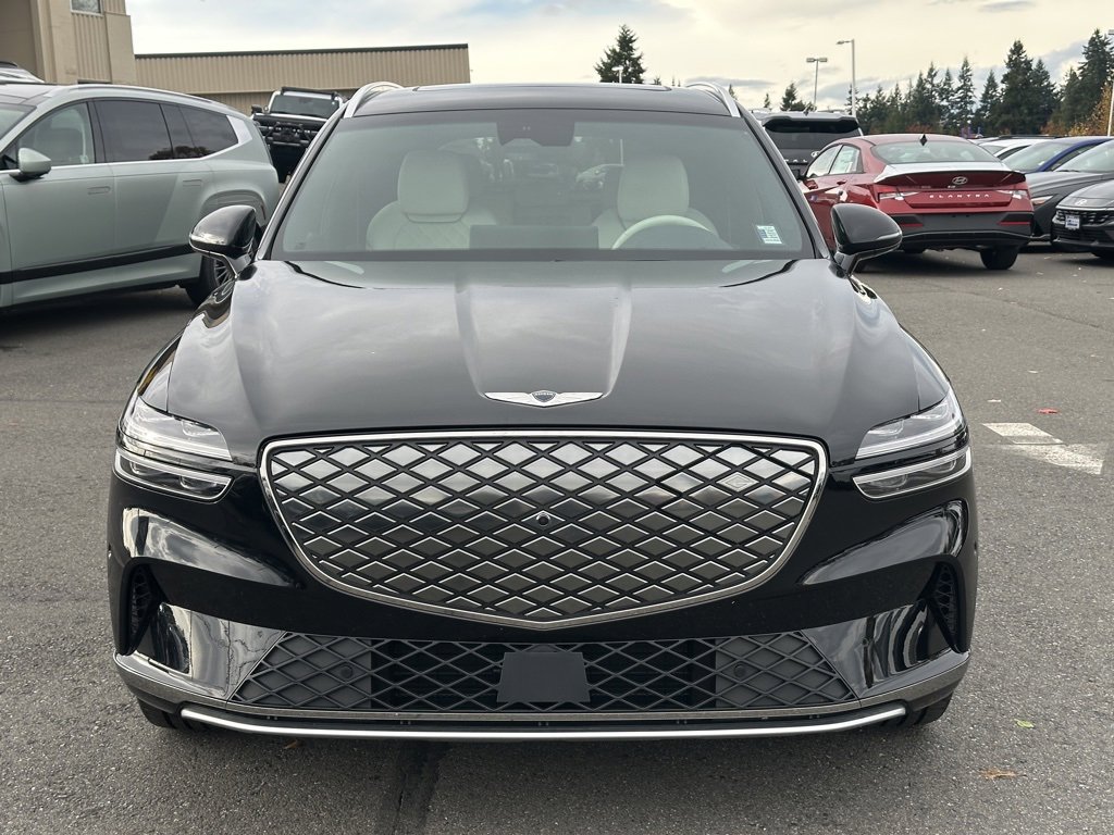 Used 2025 Genesis Electrified GV70 Advanced w/ Prestige Package image 2