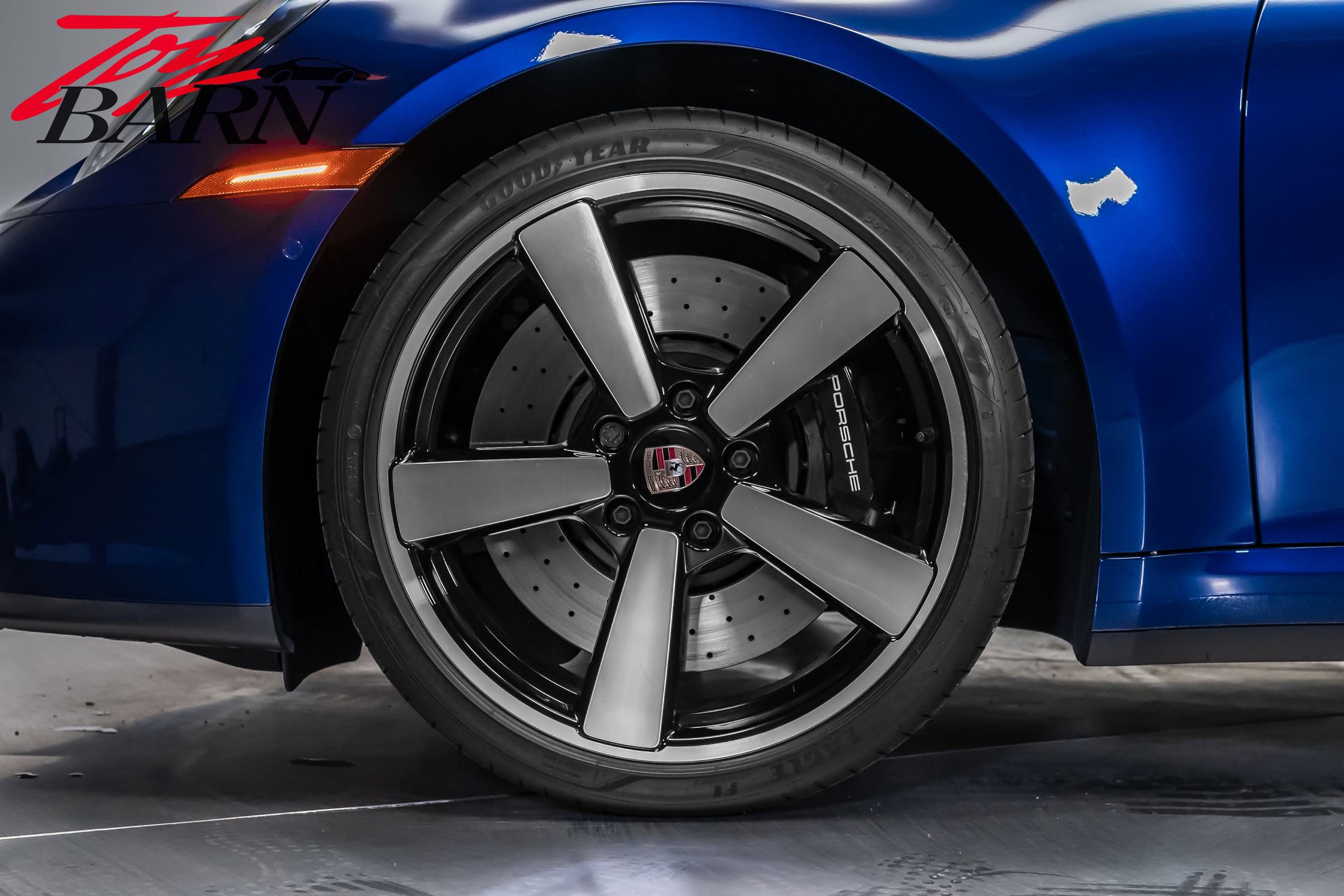 Used 2025 Porsche 911 Carrera S image 17