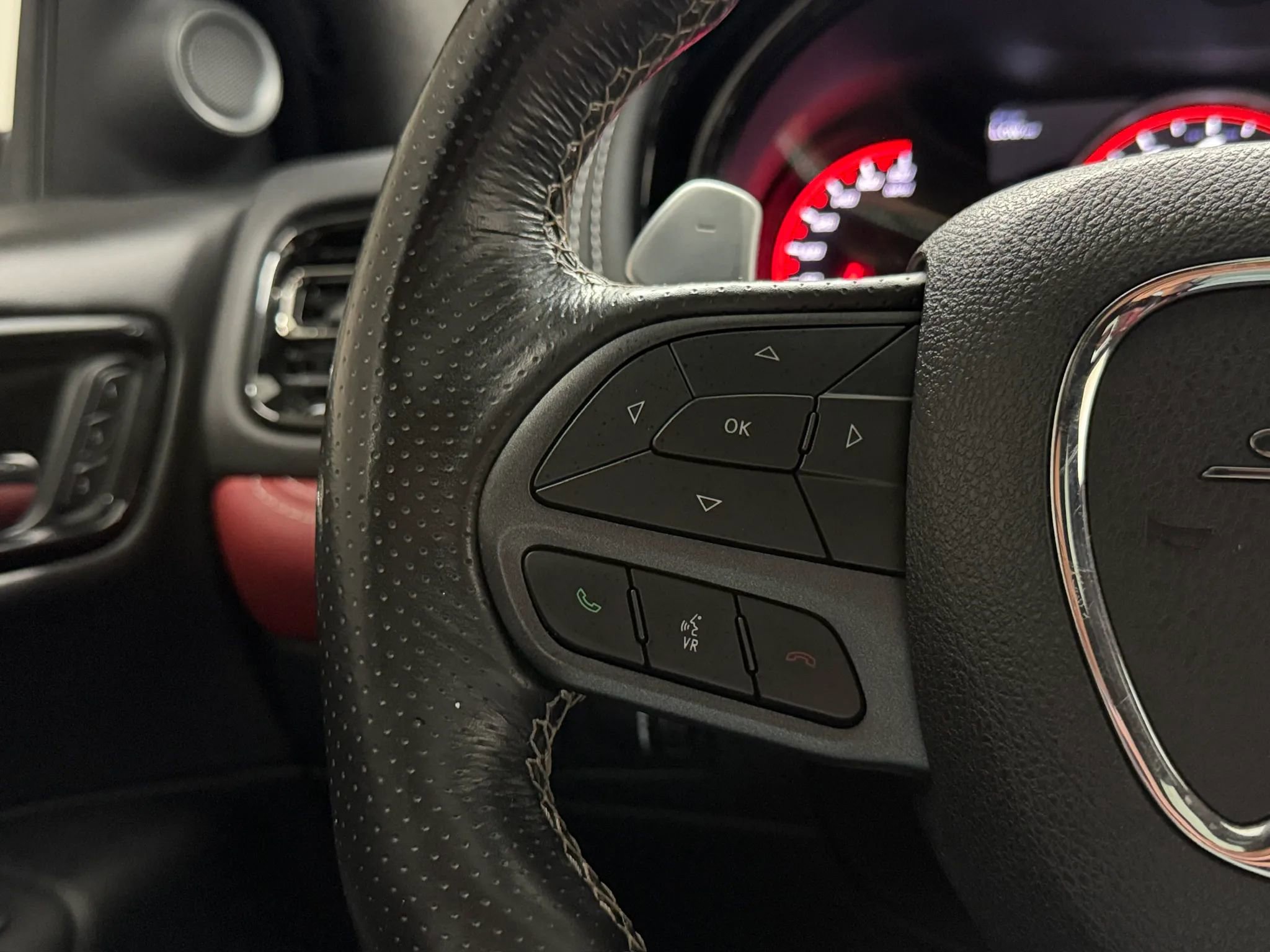 Used 2022 Dodge Durango SRT w/ Premium Interior Group AWD/4WD image 24