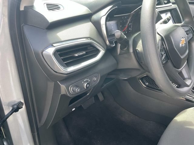 Used 2023 Chevrolet TrailBlazer LT FWD image 23