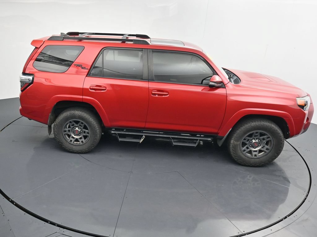Used 2020 Toyota 4Runner TRD Off-Road Premium w/ Moonroof Package AWD/4WD image 28
