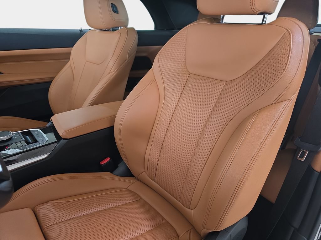 Certified 2024 BMW 430i Convertible w/ Convenience Package RWD image 17