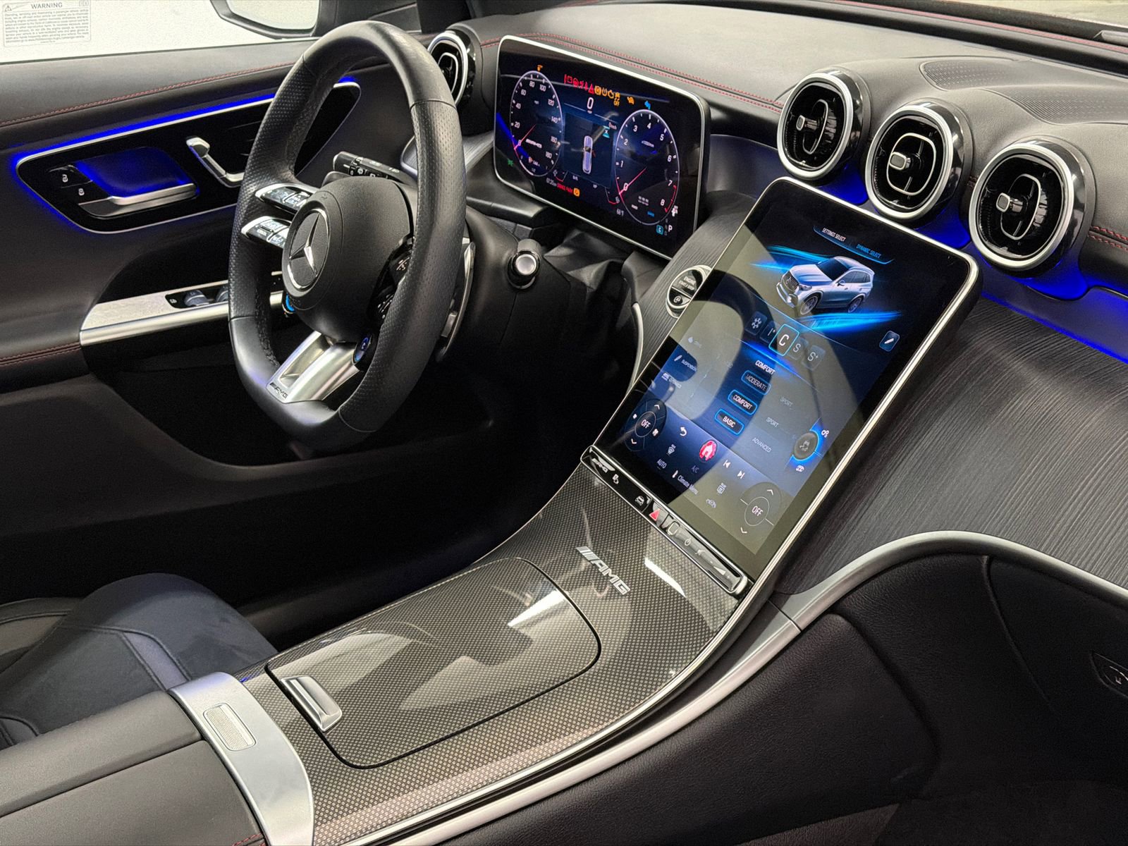 Used 2025 Mercedes-Benz GLC 43 AMG 4MATIC image 12