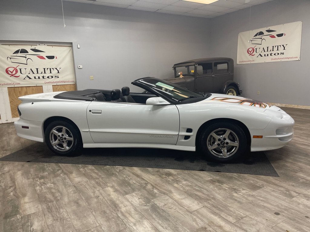 Used 2000 Pontiac Firebird Trans Am RWD image 9