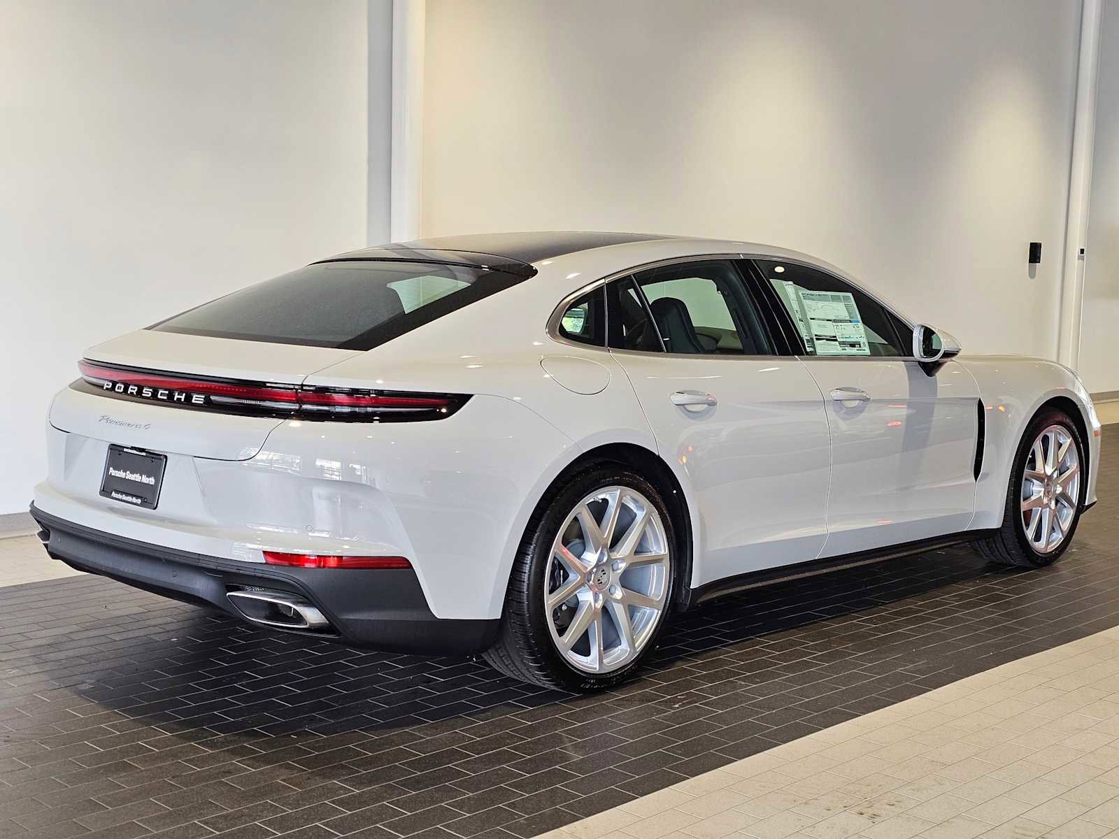 New 2025 Porsche Panamera 4 image 7