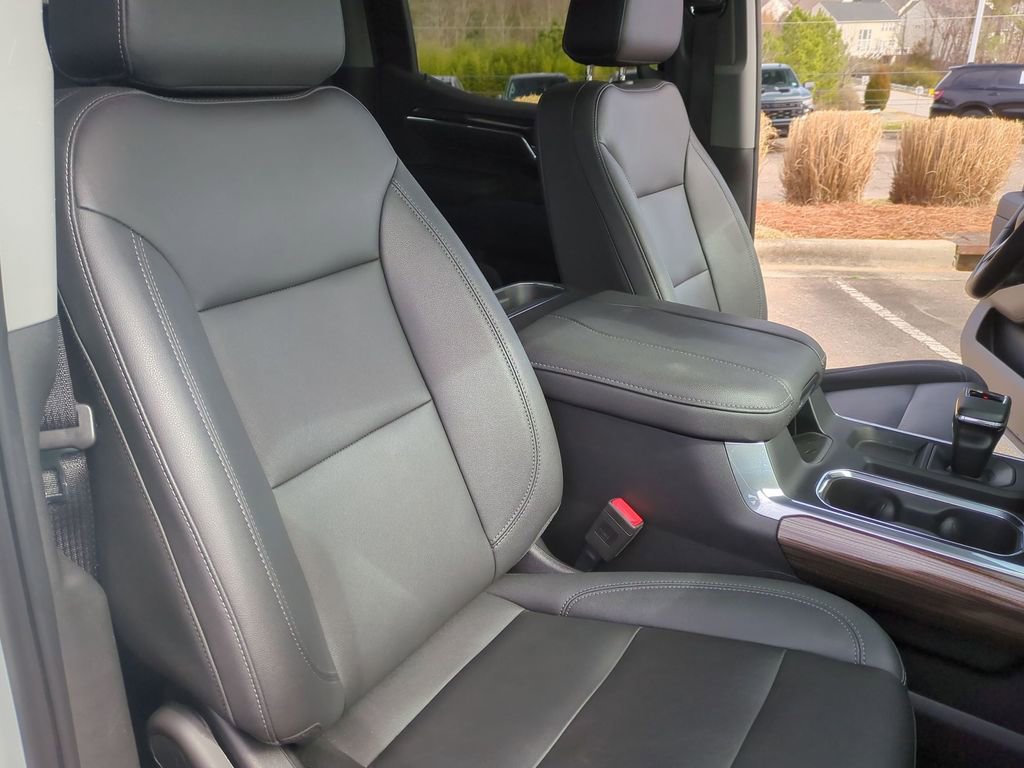 Used 2023 Chevrolet Silverado 1500 LT Trail Boss w/ LT Trail Boss Premium Package image 32