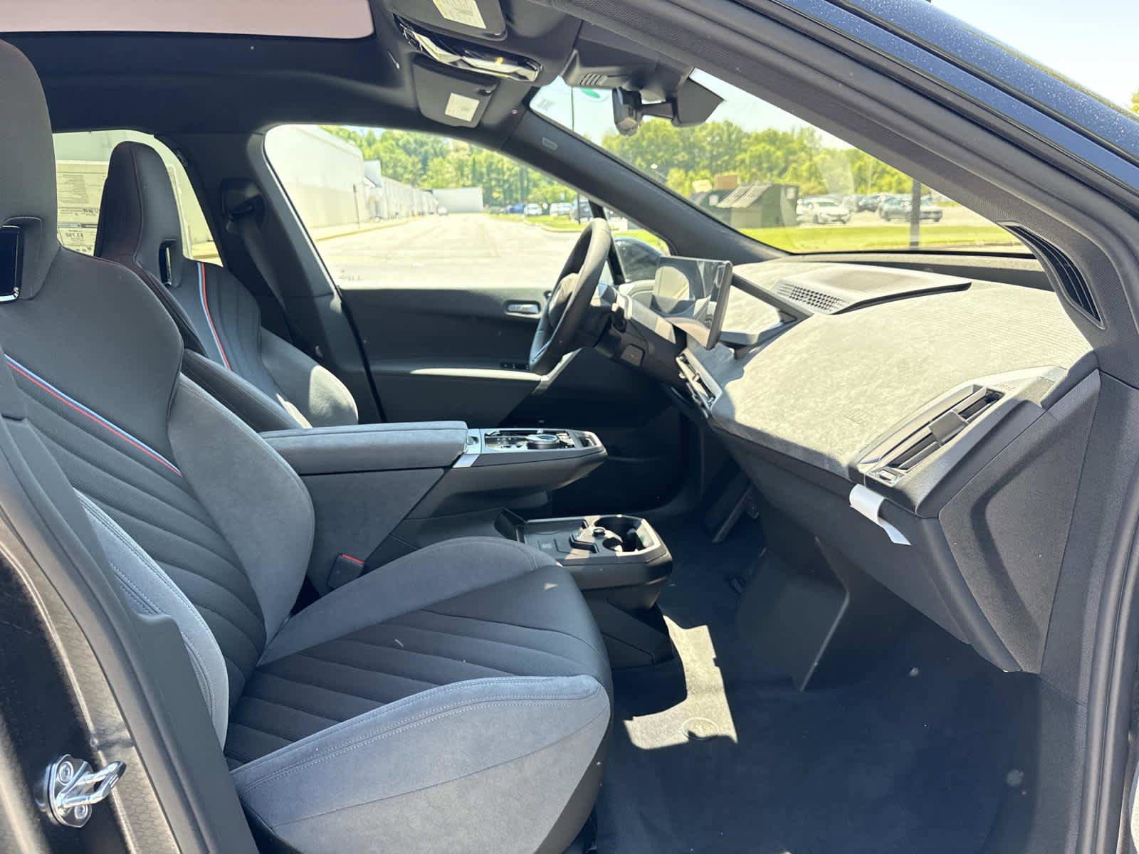 New 2026 BMW iX xDrive45 AWD/4WD image 16