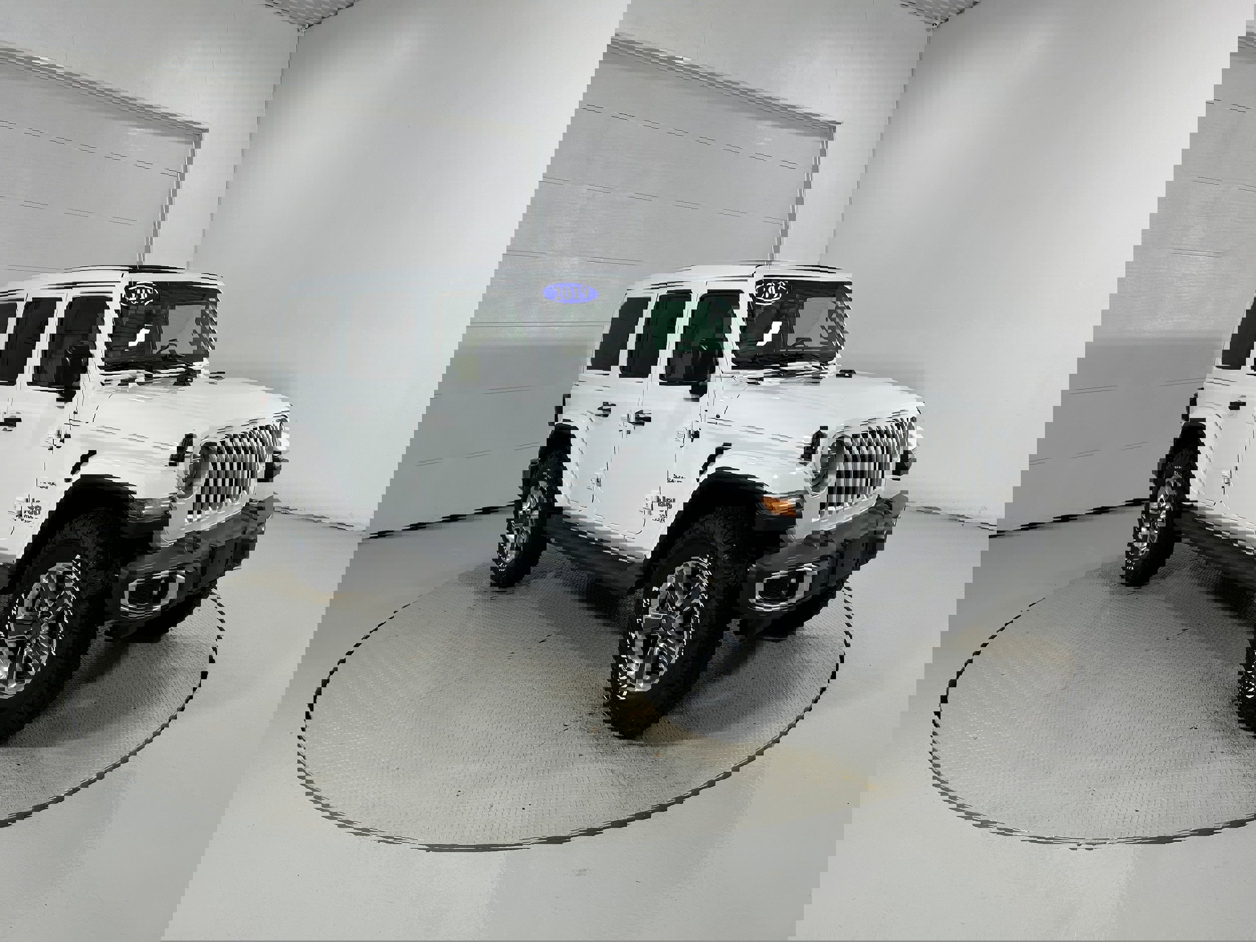 Used 2019 Jeep Wrangler Unlimited Sahara w/ Uconnect 4C Nav & Sound Group image 2