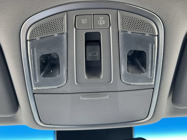 Certified 2021 Hyundai Tucson Ultimate w/ Cargo Package AWD/4WD image 33