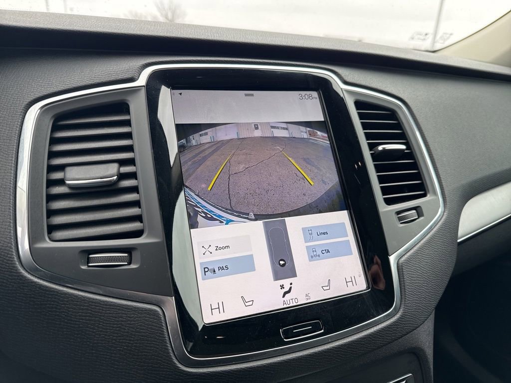 Used 2022 Volvo XC90 T5 Momentum w/ Climate Package image 25