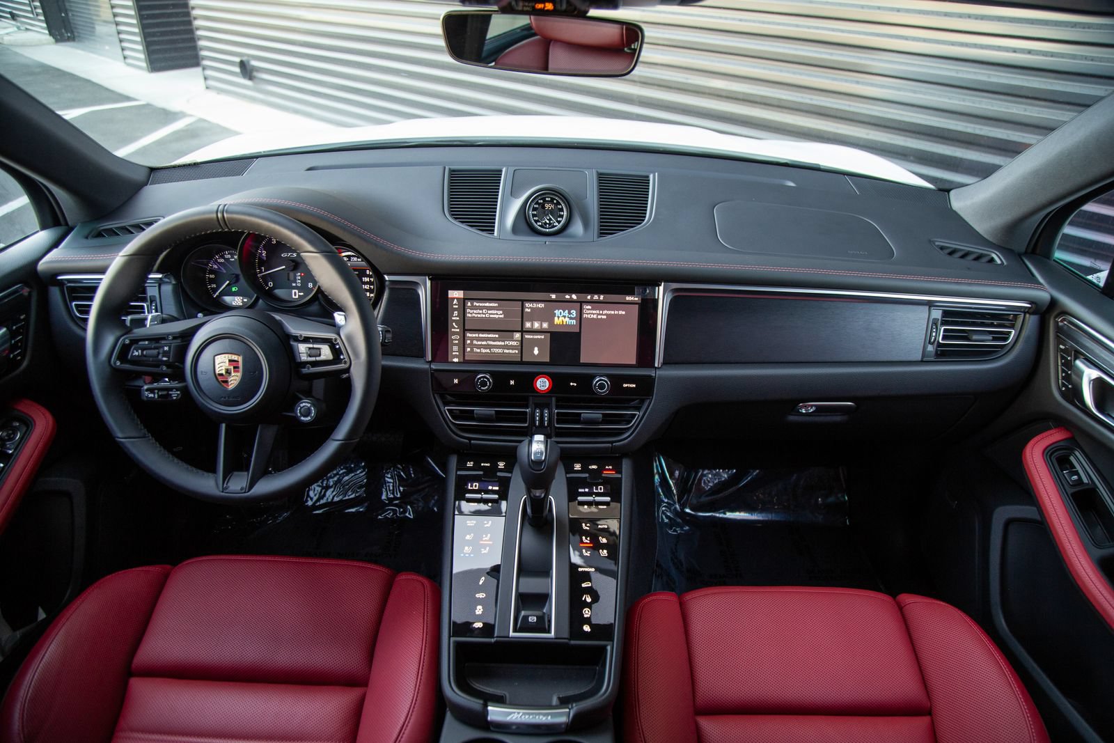 New 2026 Porsche Macan GTS AWD/4WD image 21