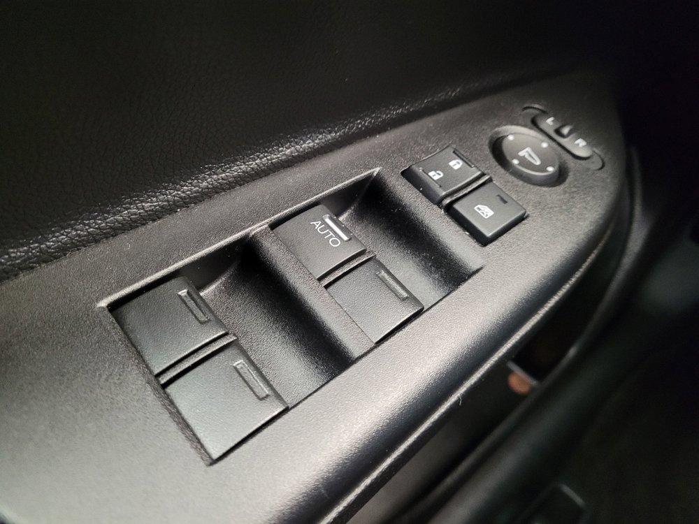 Used 2017 Honda Accord Sport image 27