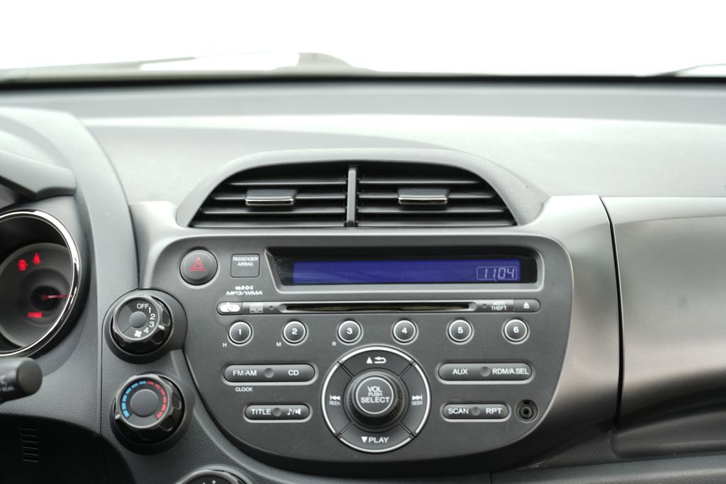 Used 2012 Honda Fit Sport image 37