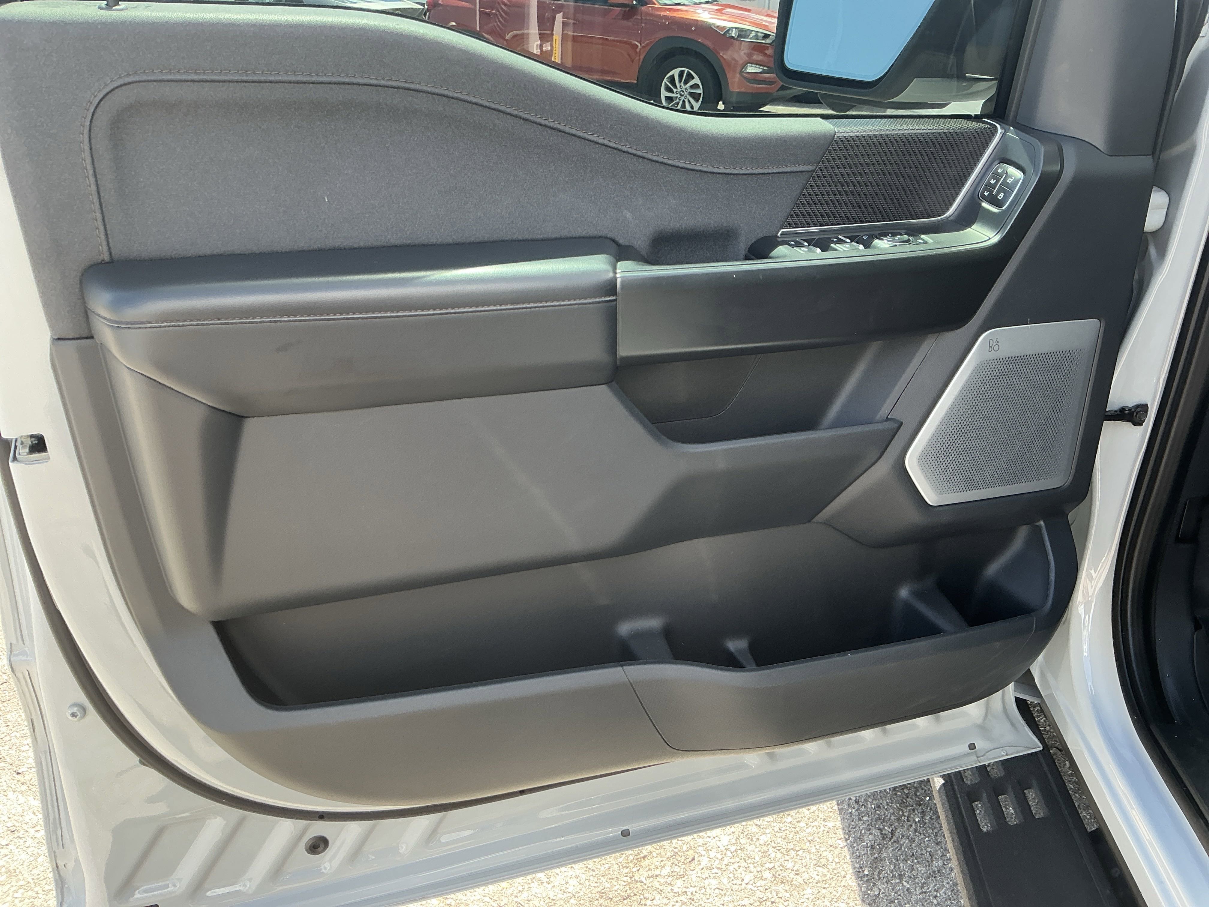 Used 2023 Ford F150 Raptor w/ Raptor Carbon Fiber Package image 15