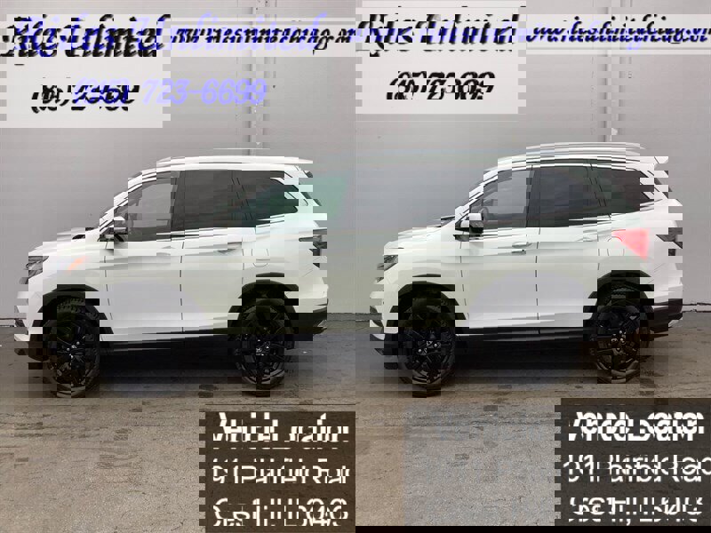 Used 2018 Honda Pilot Touring image 3