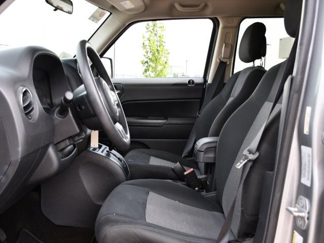 Used 2015 Jeep Patriot Sport w/ Power Value Group AWD/4WD image 12