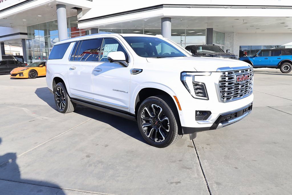 New 2026 GMC Yukon XL Denali w/ Denali Reserve Package image 8