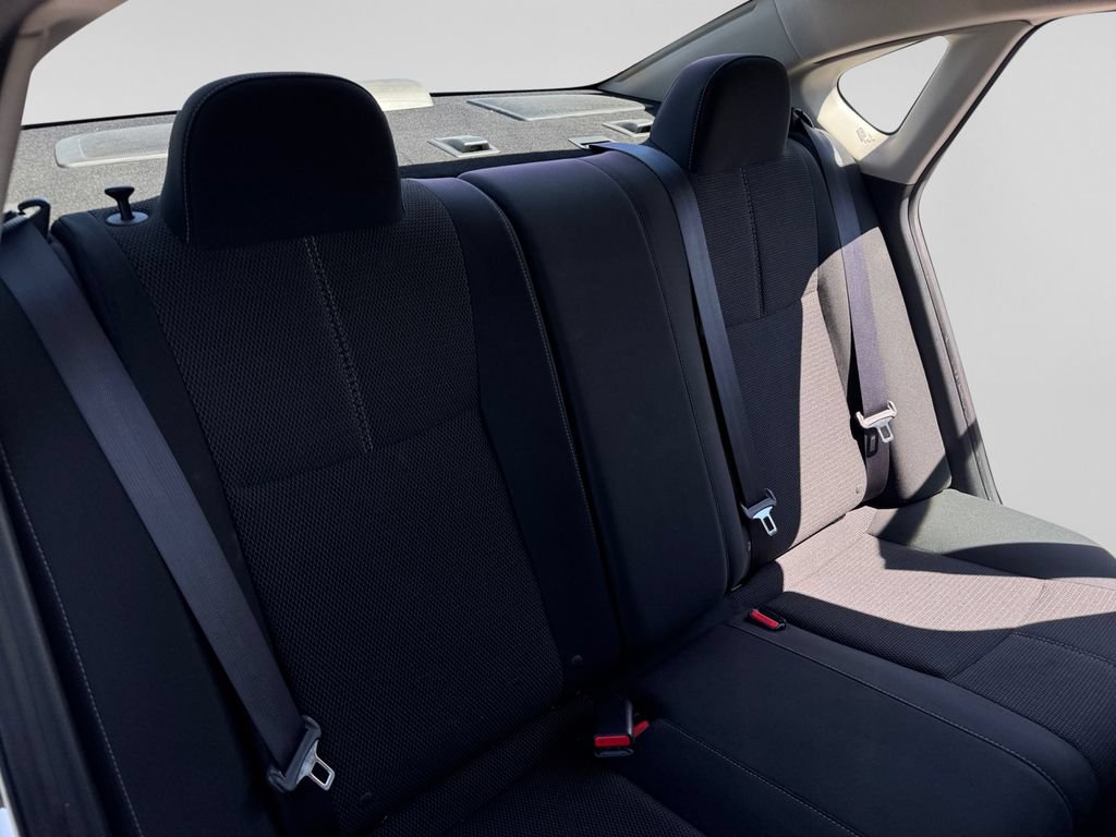 Used 2018 Nissan Sentra S FWD image 19