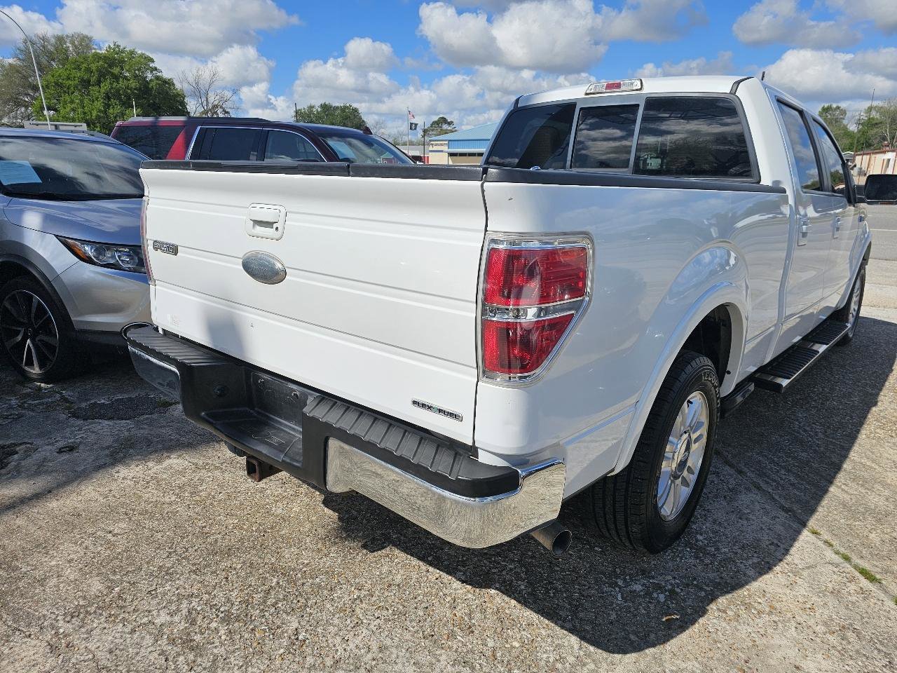Used 2012 Ford F150 Lariat image 10