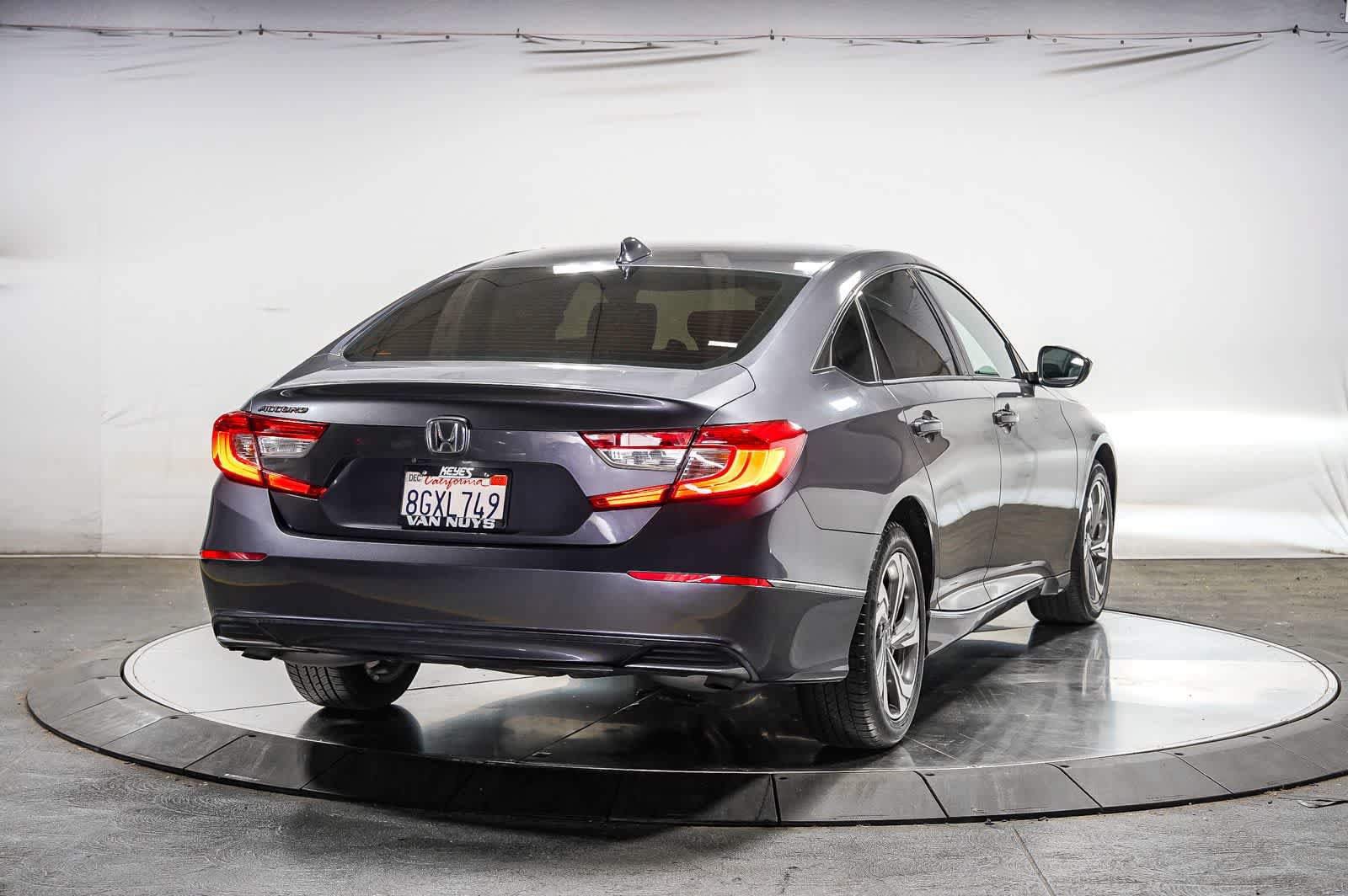 Used 2018 Honda Accord EX image 4