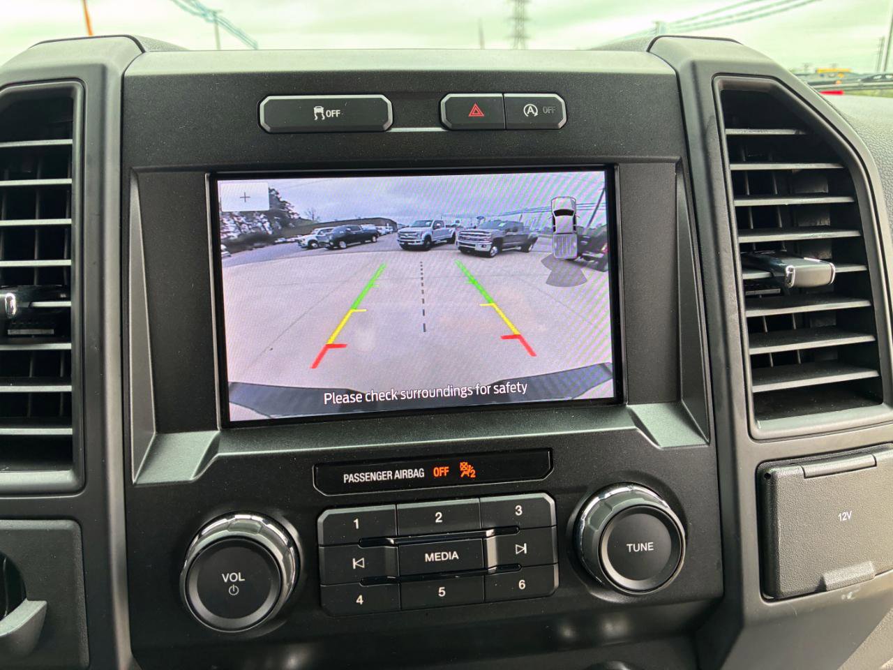 Used 2020 Ford F150 XL w/ Equipment Group 101A Mid RWD image 22