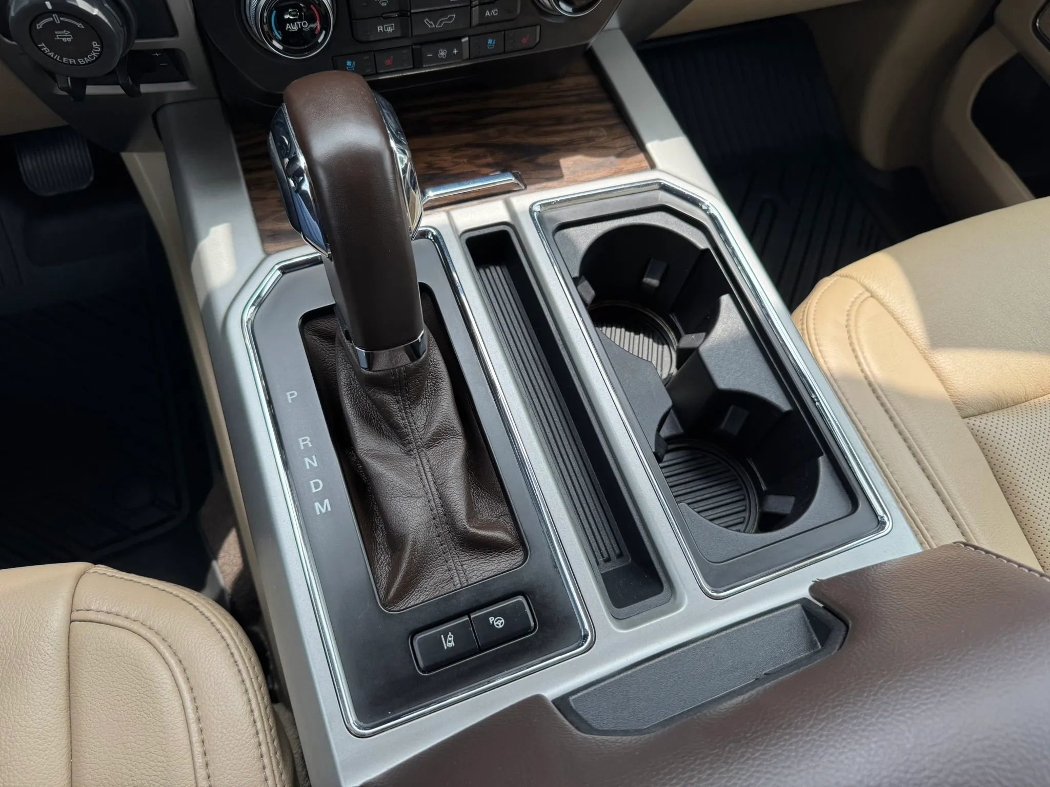 Used 2019 Ford F150 Lariat w/ Equipment Group 502A Luxury RWD image 44
