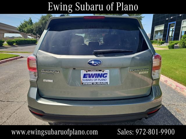 Used 2017 Subaru Forester 2.5i Premium AWD/4WD image 4