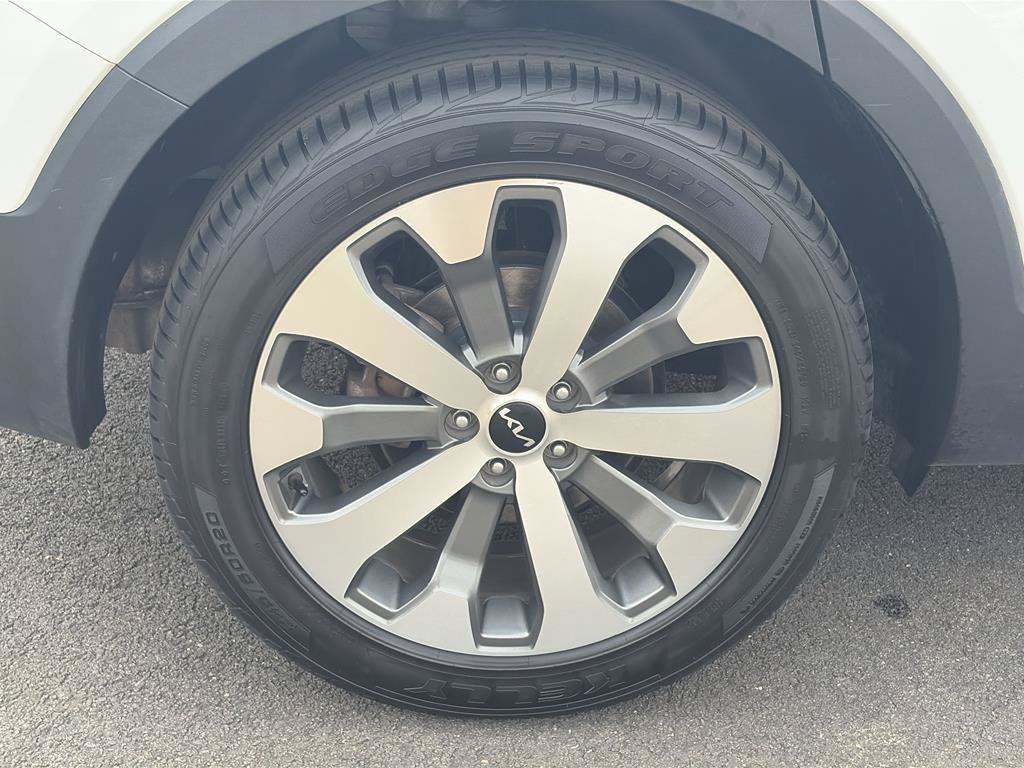 Used 2022 Kia Telluride EX w/ EX Premium Package FWD image 31