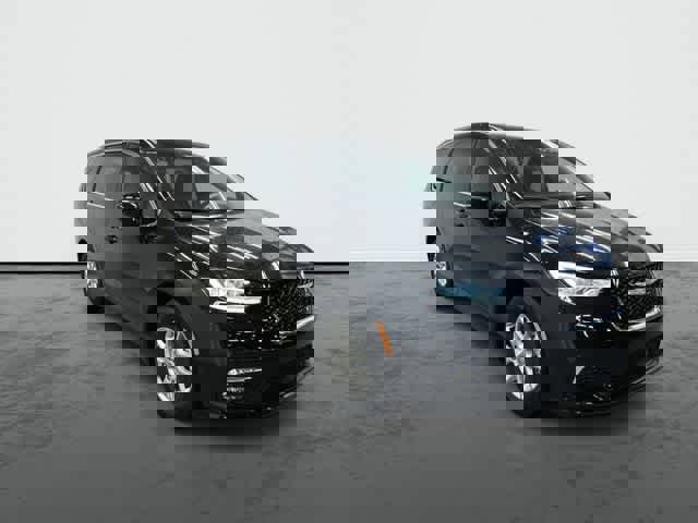 Used 2025 Chrysler Pacifica Select image 6