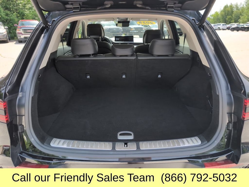 Used 2025 Genesis GV70 2.5T AWD/4WD image 24