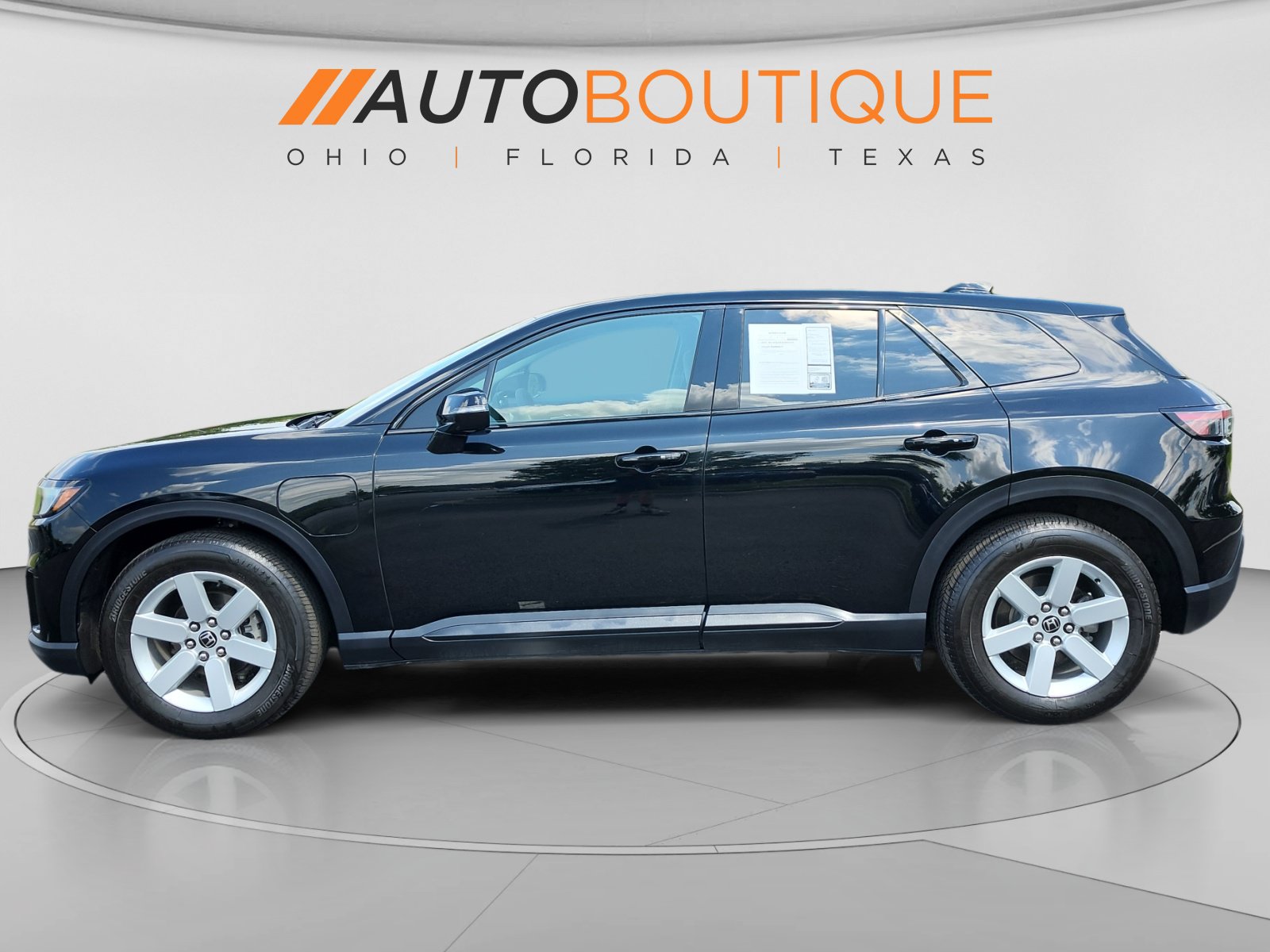 Used 2024 Honda Prologue EX image 2