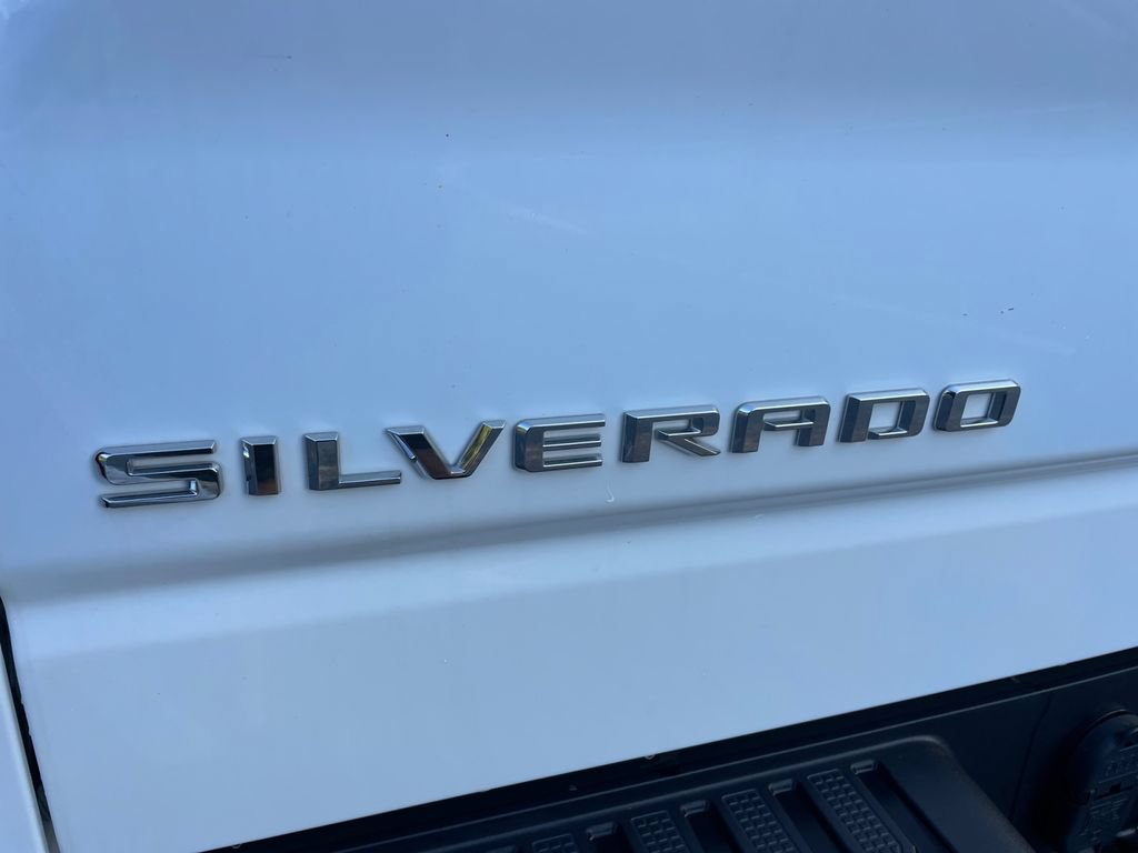 Used 2025 Chevrolet Silverado 1500 Custom Trail Boss w/ LPO, Dark Essentials Package AWD/4WD image 17