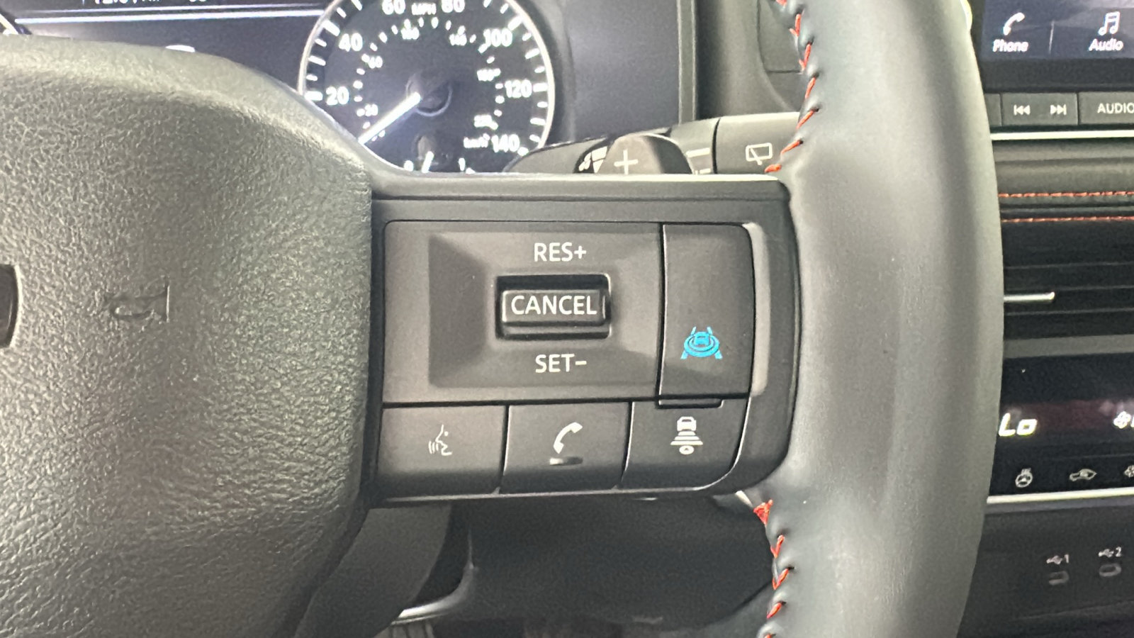 Used 2025 Nissan Rogue SV w/ Rock Creek Premium Package AWD/4WD image 21