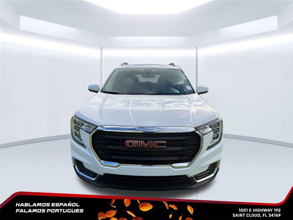Certified 2024 GMC Terrain SLE w/ Driver Convenience Package FWD image 8