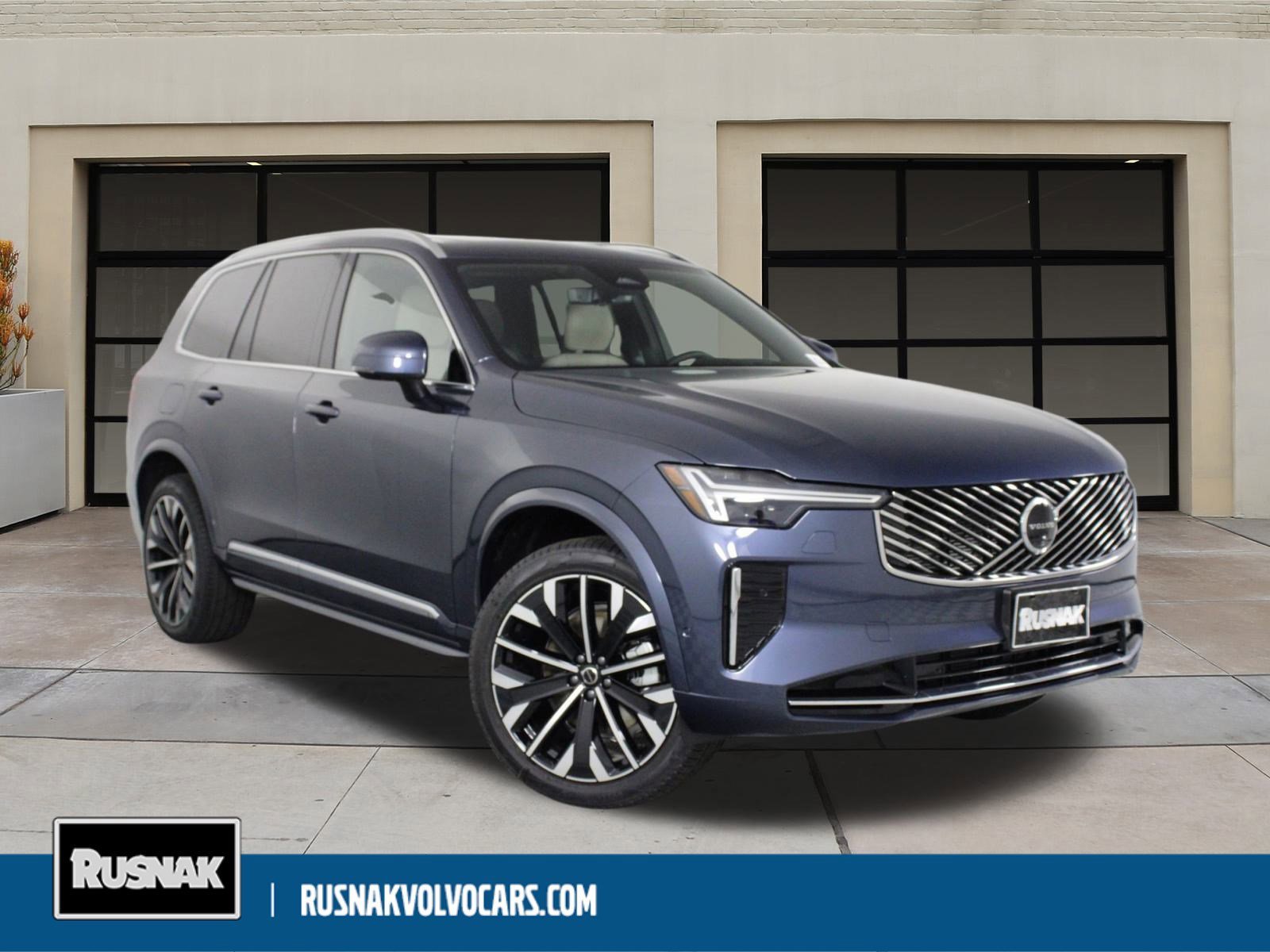New 2026 Volvo XC90 B5 Ultra image 1
