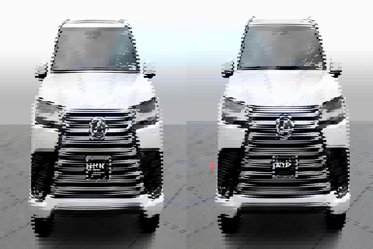 New 2025 Lexus LX 600 4WD w/ Luxury Package image 3