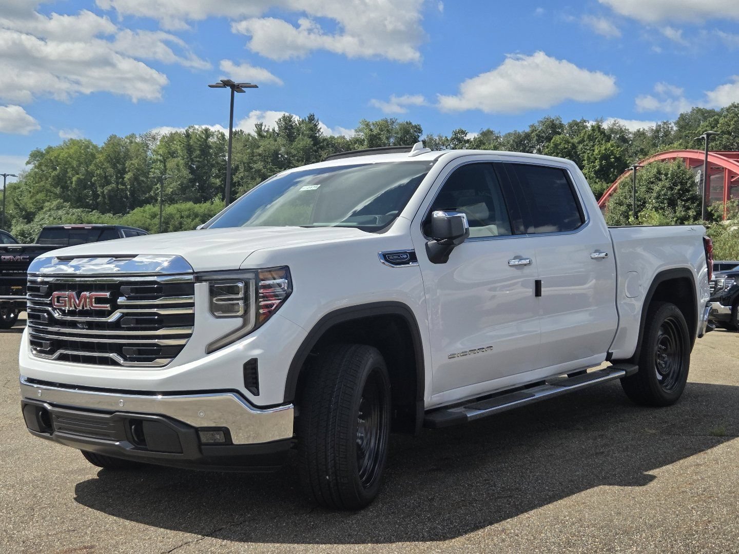 New 2026 GMC Sierra 1500 SLT w/ SLT Premium Plus Package AWD/4WD image 15