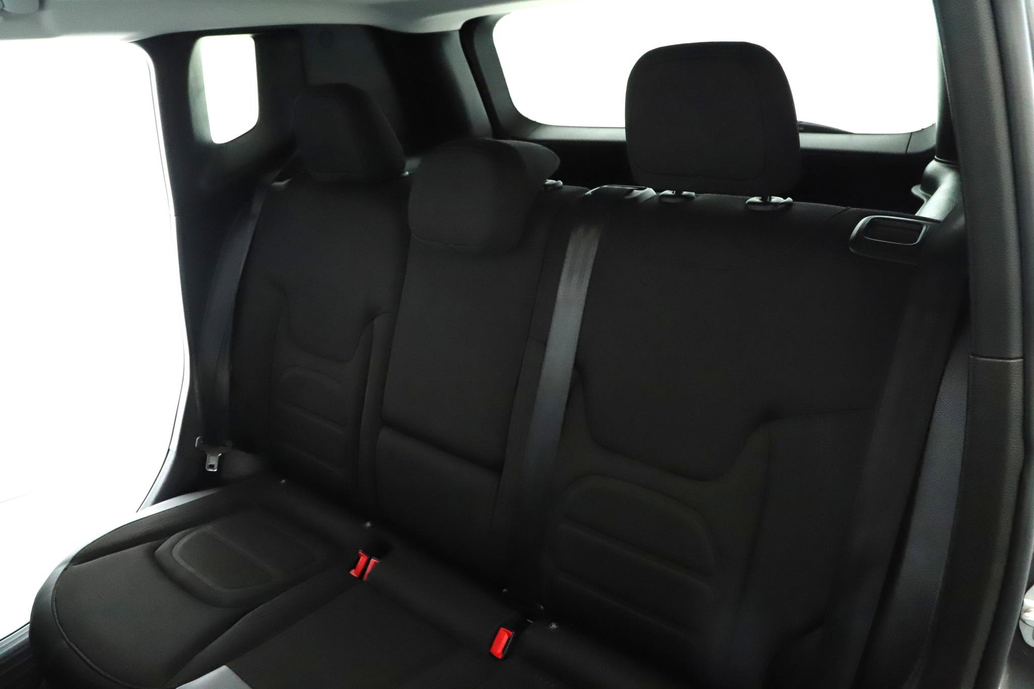 Used 2017 Jeep Renegade Altitude image 5