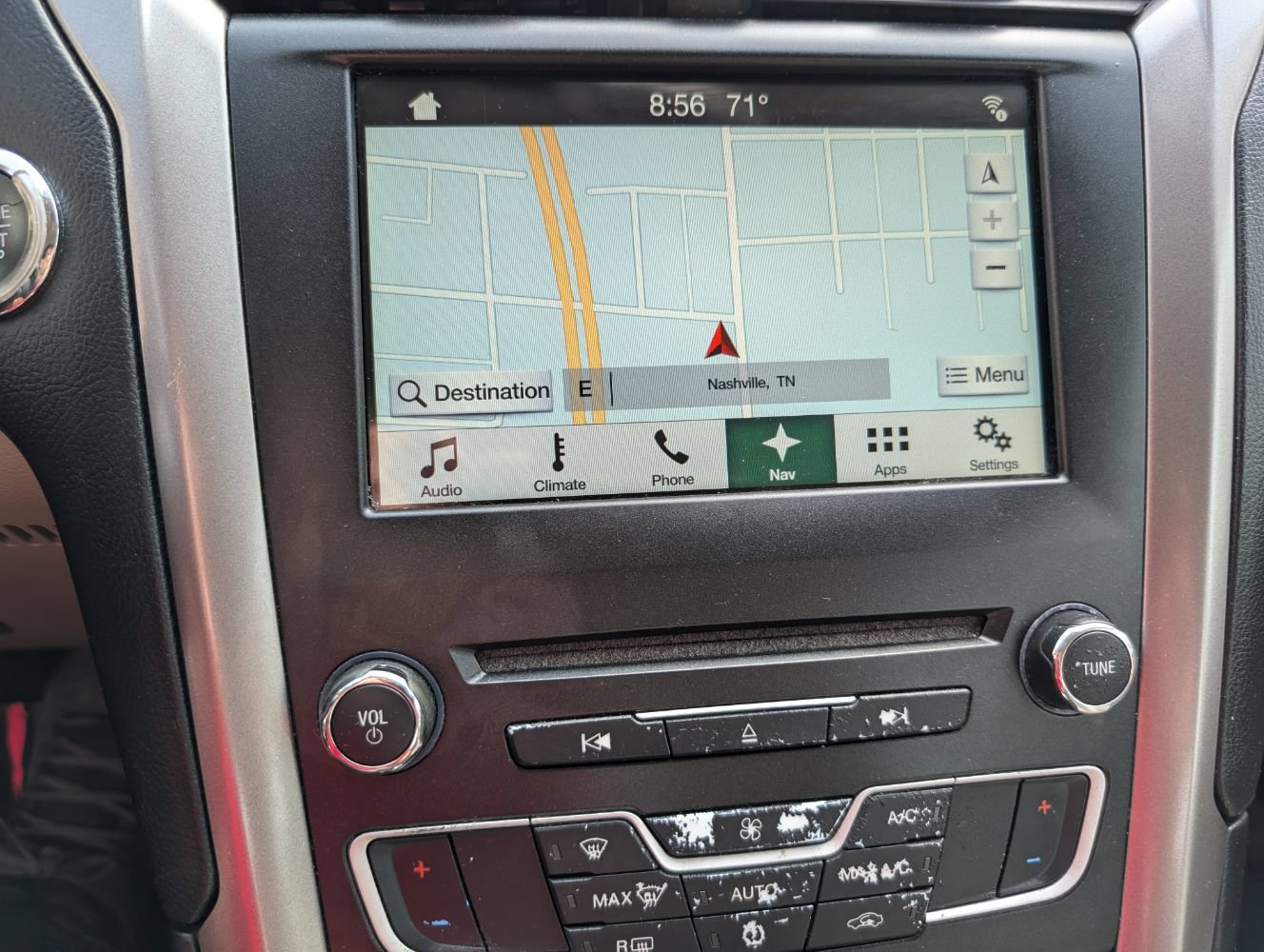 Used 2017 Ford Fusion SE FWD image 23