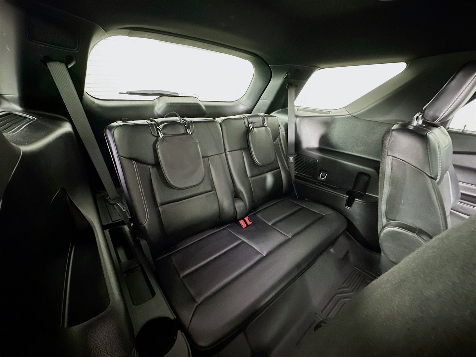 Used 2020 Ford Explorer ST w/ Premium Technology Package image 27