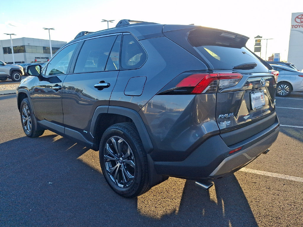 Certified 2023 Toyota RAV4 Limited AWD/4WD image 4