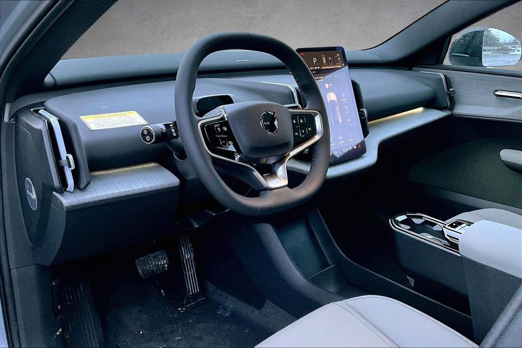 New 2026 Volvo EX30 Cross Country Ultra w/ Protection Package Premier image 7