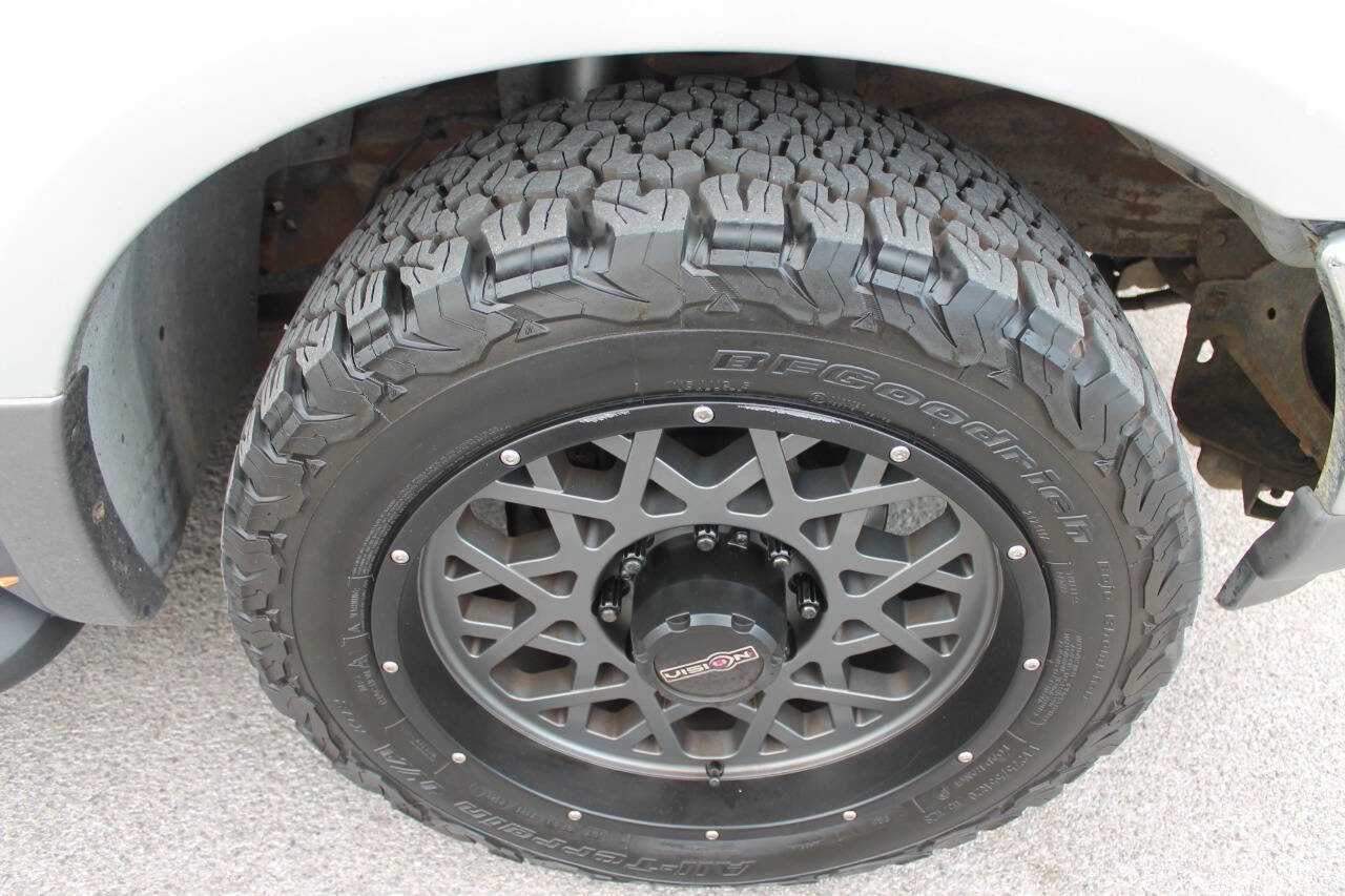 Used 2001 Ford Excursion XLT image 13