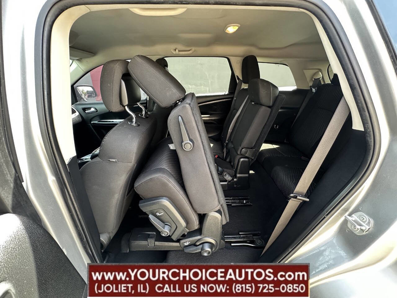 Used 2020 Dodge Journey SE image 20