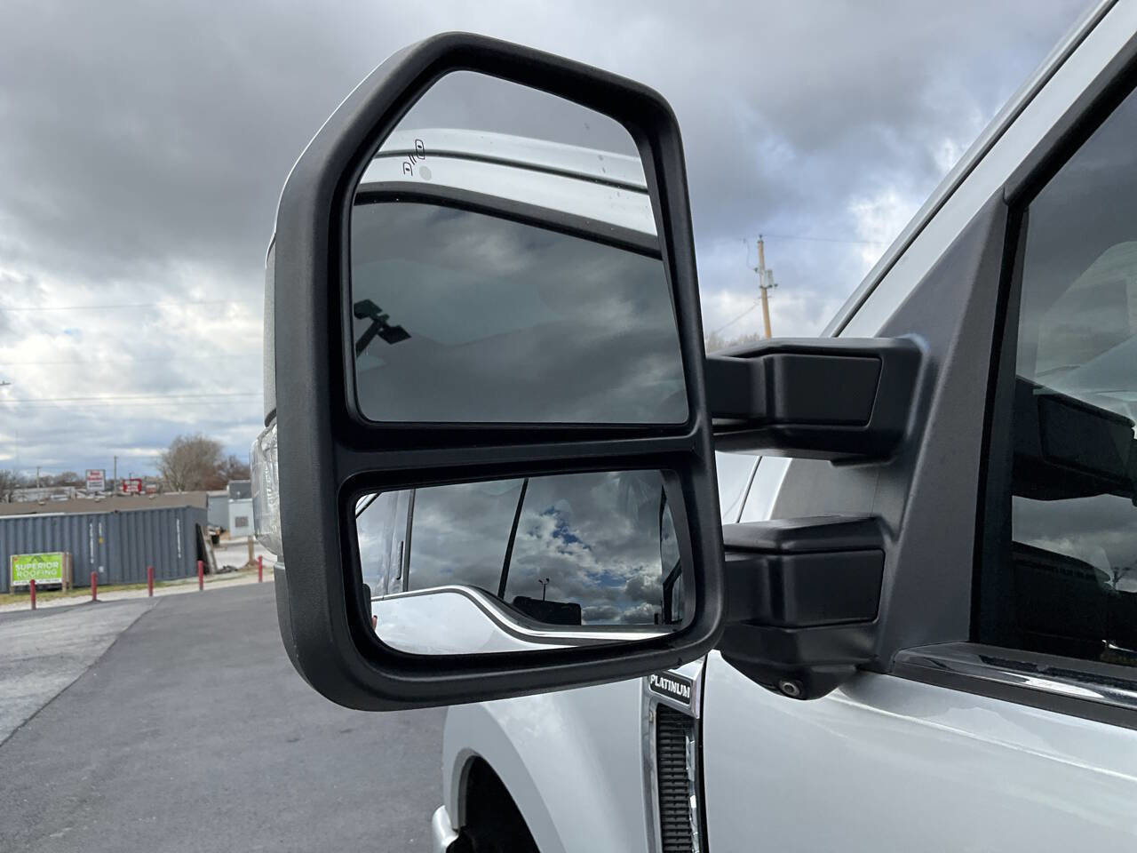 Used 2017 Ford F250 Platinum w/ Platinum Ultimate Package image 32